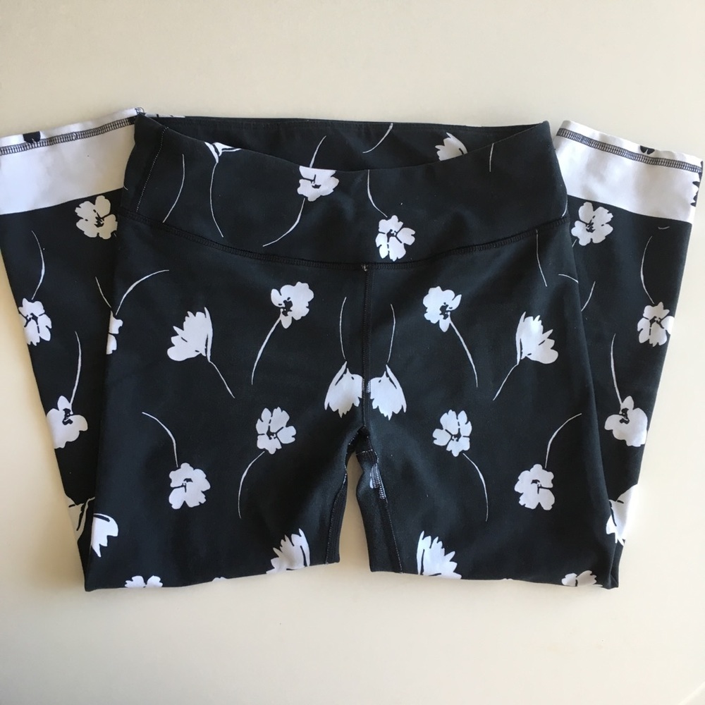 🐧White Flower Print Leggings🐧